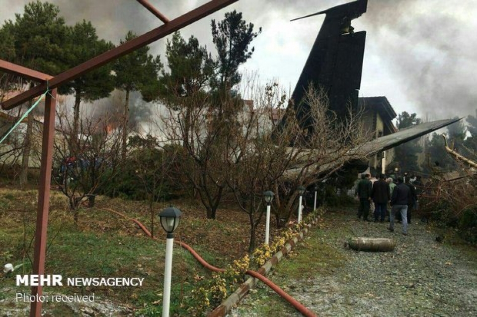 Máy bay Boeing 707 rơi gần thủ đô Tehran của Iran