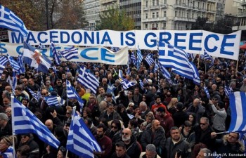 ​Hy Lạp: Gần 100 ngàn người biểu tình bạo lực phản đối hiệp định đổi tên của Macedonia
