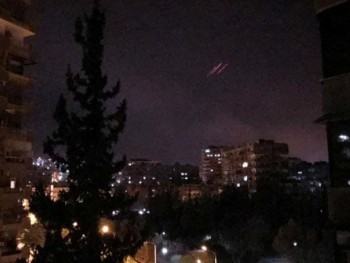 ​Israel thông báo không kích các mục tiêu Iran tại Syria, bắn hạ một rocket