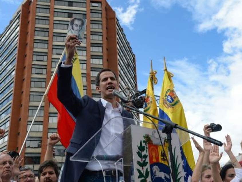 Venezuela: Thủ lĩnh phe đối lập tự nhậm chức Tổng thống lâm thời, Mỹ lên tiếng công nhận