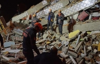 Nóng: Động đất 6.8 độ richter ở Thổ Nhĩ Kỳ, hơn 500 người thương vong