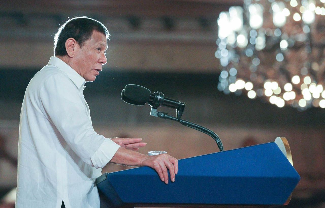 Tổng thống Philippines muốn chấm dứt hiệp định quân sự với Mỹ