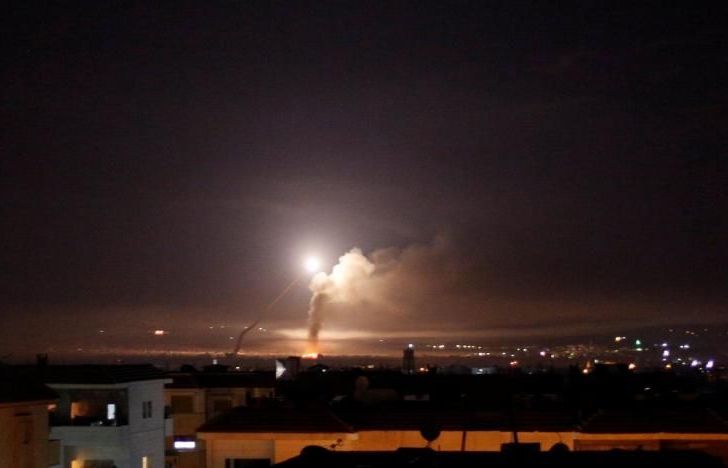 Israel tấn công tên lửa nhằm vào mục tiêu quân sự Iran tại Syria