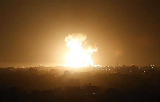 Israel không kích ở Syria và Dải Gaza