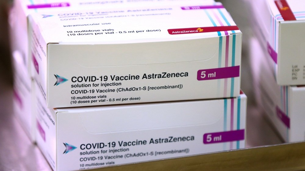Cuộc chiến vaccine Covid-19: Động thái mới của Astrazeneca giữa căng thẳng với EU