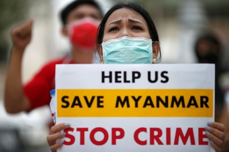 Tình hình Myanmar: Nhiều nghệ sĩ nổi tiếng bị bắt, bùng nổ cuộc chiến trên không gian mạng, Hàn Quốc quan ngại. (Nguồn: Reuters)