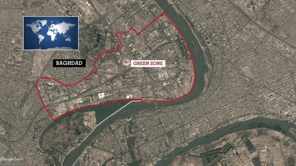 Ít nhất 2 quả tên lửa 'lao thẳng' vào khu vực có Đại sứ quán Mỹ ở Iraq, thủ đô Baghdad rung chuyển vì đợt tấn công mới nhất. (Nguồn: France 24)