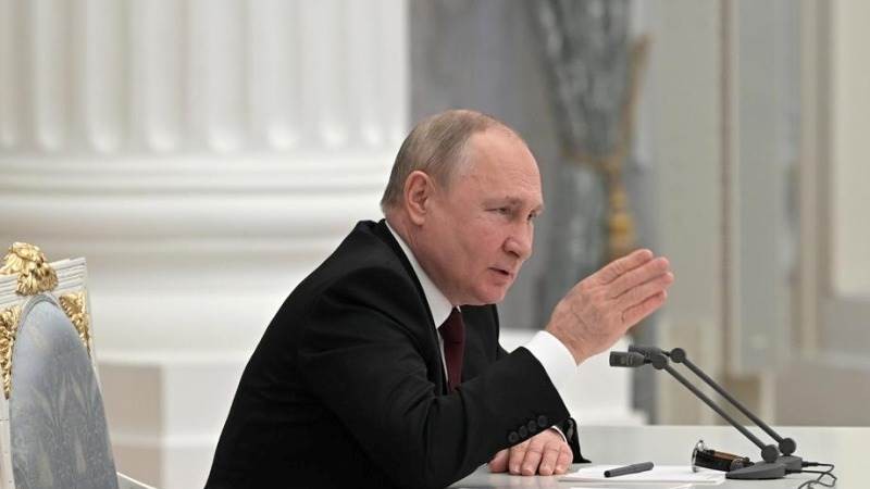 Nóng! Tổng thống Nga tuyên bố triển khai 'chiến dịch đặc biệt' tại Donbass, miền Đông Ukraine. (Nguồn: EPA-EFE)