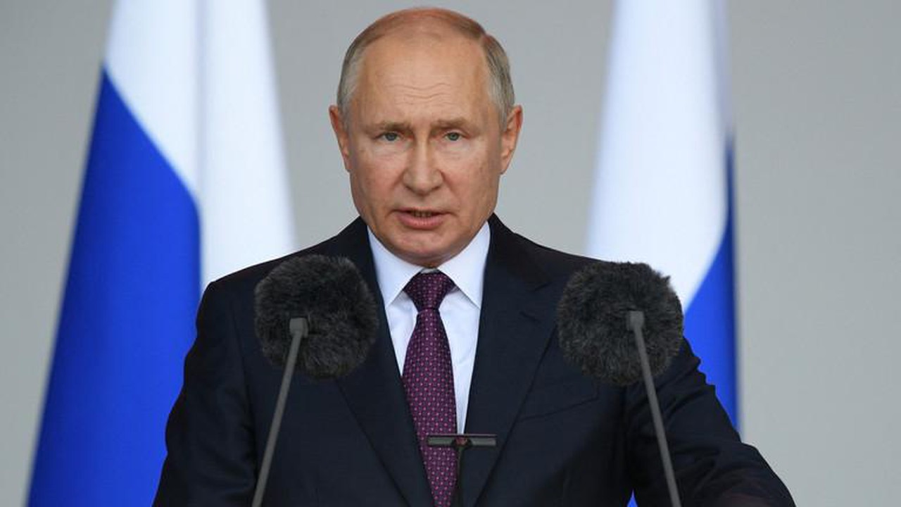 Xung đột Nga-Ukraine: Nga xác nhận tấn công 74 mục tiêu quân sự, Tổng thống Putin nói 'không còn lựa chọn'. (Nguồn: AFP)