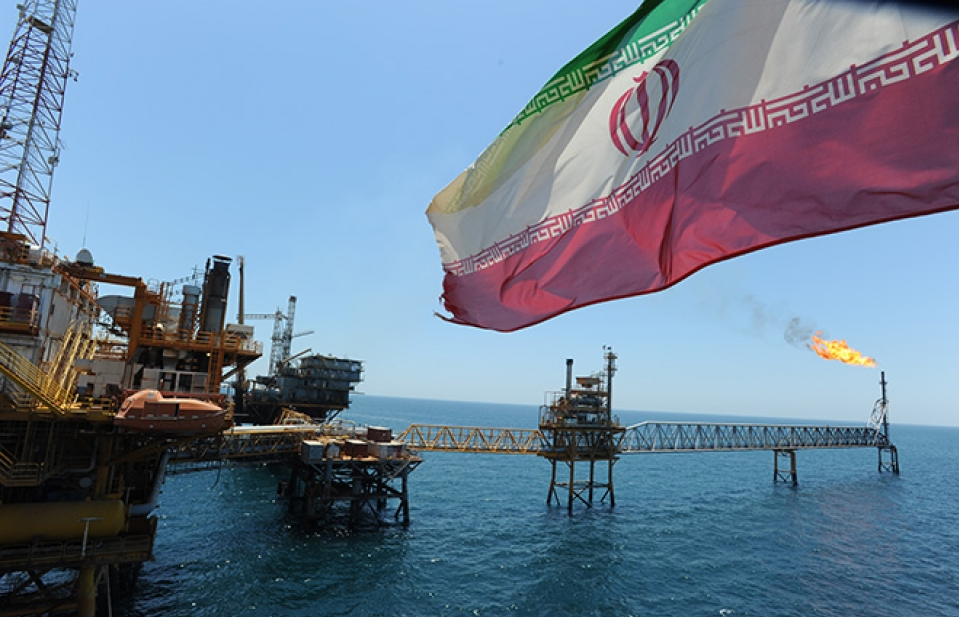 Mỹ dự định đẩy sản lượng xuất khẩu dầu thô của Iran về 0