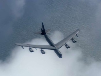Nga "lấy làm tiếc" về việc Mỹ điều máy bay B-52 tới châu Âu