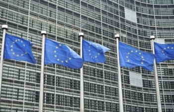 Dịch Covid-19: EU lần đầu tiên kích hoạt 'điều khoản thoát hiểm', cho phép thành viên tự do chi tiêu