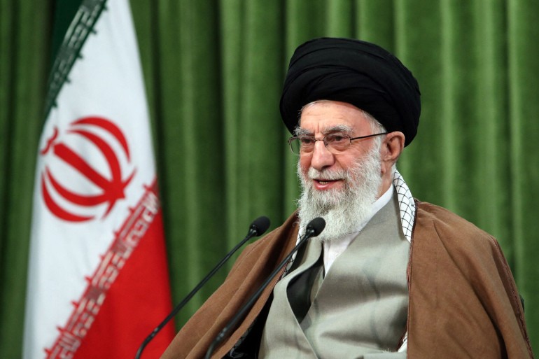 Tuyên bố không đặt niềm tin vào những lời hứa hẹn, Iran dọa 'sờ gáy' một pháo đài và 'xử gọn' Tướng Mỹ. (Nguồn: Aljazeera)