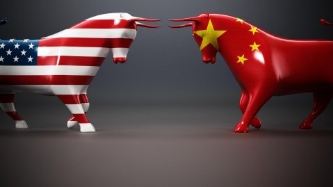 Mỹ và Anh tung 'đòn' dồn dập vào Trung Quốc