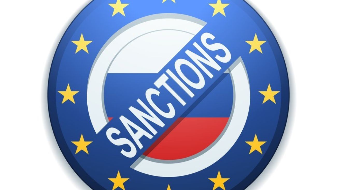 Xung đột Nga-Ukraine: Nghị viện châu Âu hành động, EU cấm cửa truyền thông Nga. (Nguồn: Shutter stock)