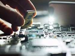 Mỹ công bố quy định mới về xuất khẩu chip bán dẫn sang Trung Quốc, ngăn chặn 'giấc mơ' công nghệ của Bắc Kinh