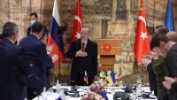 Xung đột Nga-Ukraine: Moscow lấp lửng một khả năng, Thổ Nhĩ Kỳ 'cần mẫn' nỗ lực, Kiev hối trừng phạt