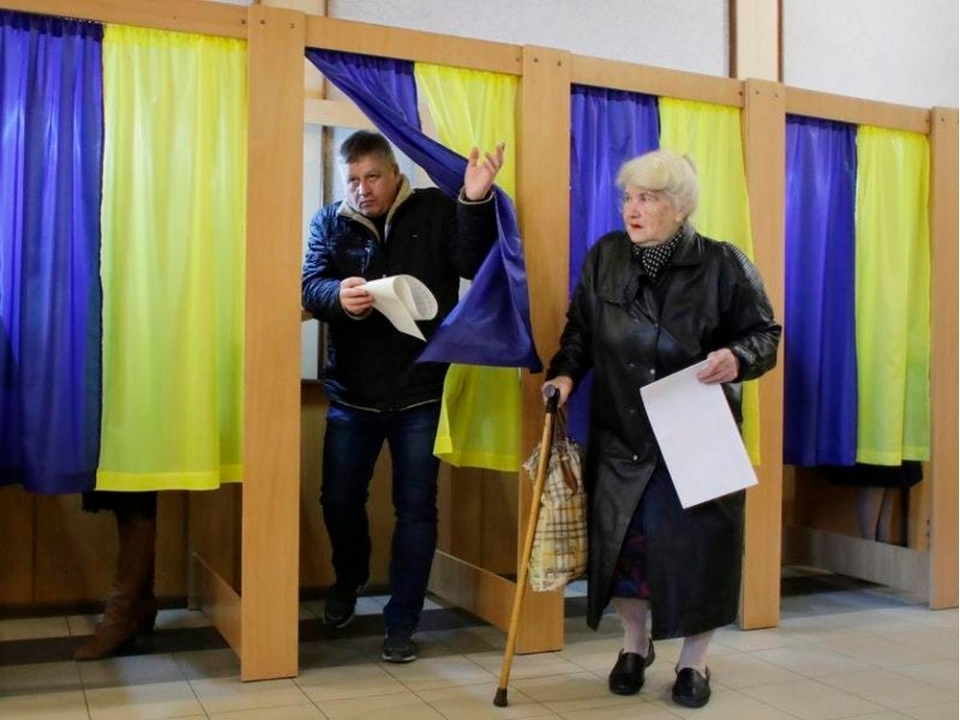 Bầu cử tổng thống Ukraine 2019: Ông Poroshenko thừa nhận "bài học cay đắng"