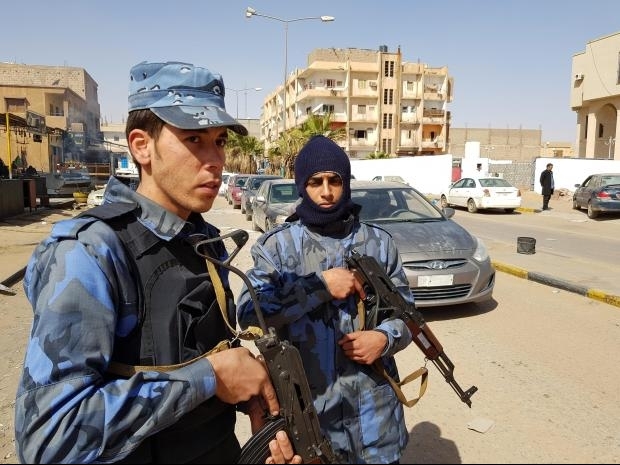 Các lực lượng từ miền Đông đã áp sát Tripoli, quốc tế kêu gọi các bên kiềm chế