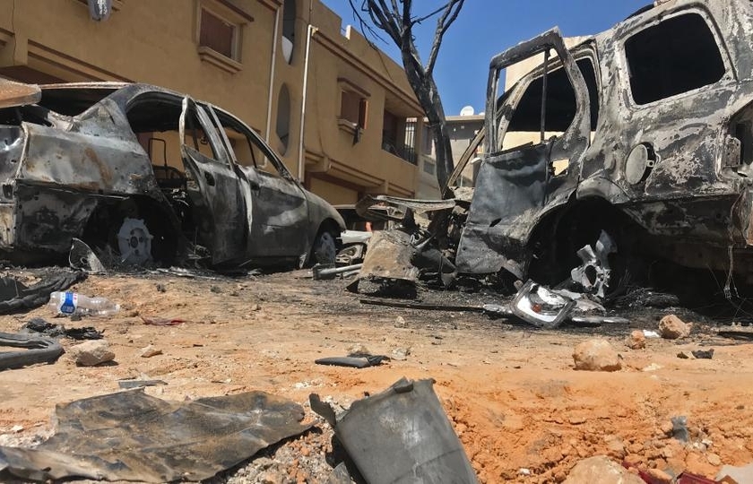 Thủ đô Tripoli bị pháo kích suốt đêm, hơn 50 người thương vong