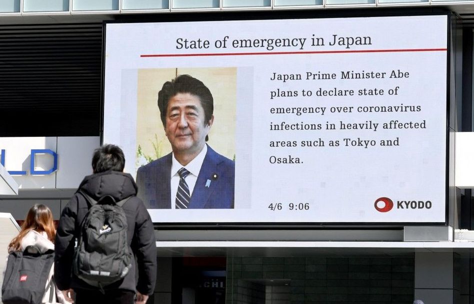 Dịch Covid-19: Thủ tướng Nhật Bản ban bố tình trạng khẩn cấp với một số tỉnh, bao gồm Thủ đô