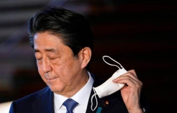 Dịch Covid-19: Nhật Bản ban bố tình trạng khẩn cấp, Hàn Quốc hướng dẫn chữa bệnh bằng huyết tương