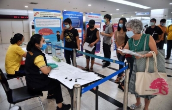 Thái Lan gia hạn thị thực cho người nước ngoài mắc kẹt vì dịch Covid-19, Đại sứ quán Việt Nam có thông báo mới hỗ trợ công dân  