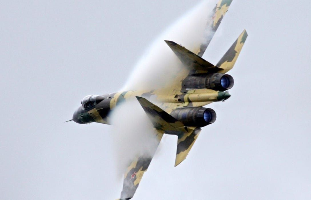 Mỹ tố Su-35 Nga chặn máy bay tuần tra một cách 'nguy hiểm', Iran quấy nhiễu tàu chiến