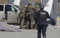Canada: Xả súng kinh hoàng kéo dài 12 tiếng, ít nhất 10 người thiệt mạng
