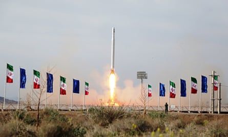 Xác nhận vệ tinh của Iran có thể đang ở trên quỹ đạo, Mỹ yêu cầu 'giải trình'