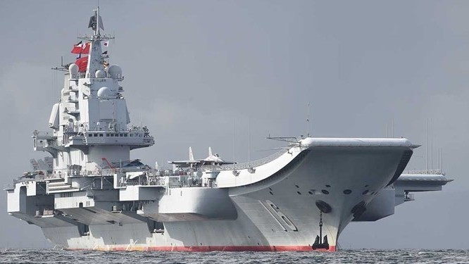 Nhóm tàu sân bay Trung Quốc 'đổ bộ' Thái Bình Dương, Bắc Kinh tuyên bố thường xuyên tập trận gần Đài Loan