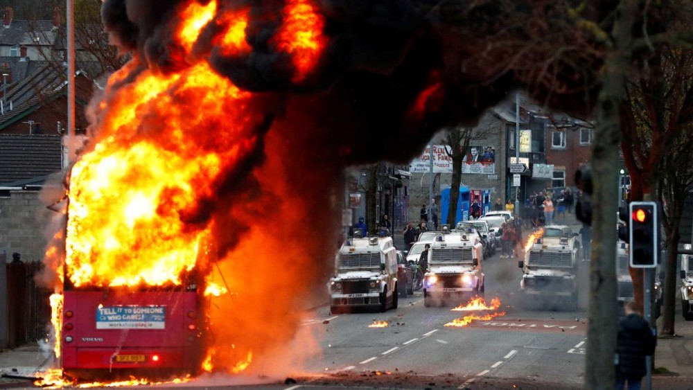 Bạo động Bắc Ireland: Mỹ kêu gọi bình tĩnh, EU lên án mạnh mẽ. (Nguồn: CNN)