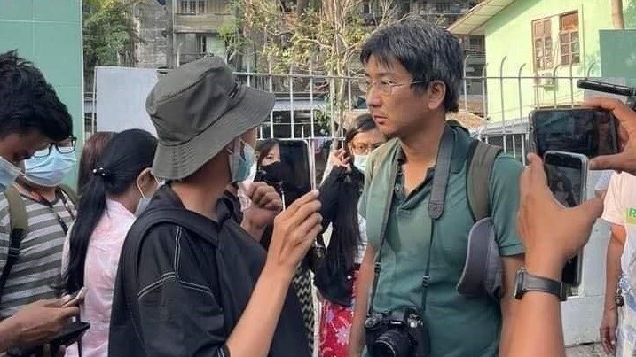 Tình hình Myanmar: Một nhà báo Nhật Bản bị đưa vào tù, Thủ tướng Suga lên tiếng