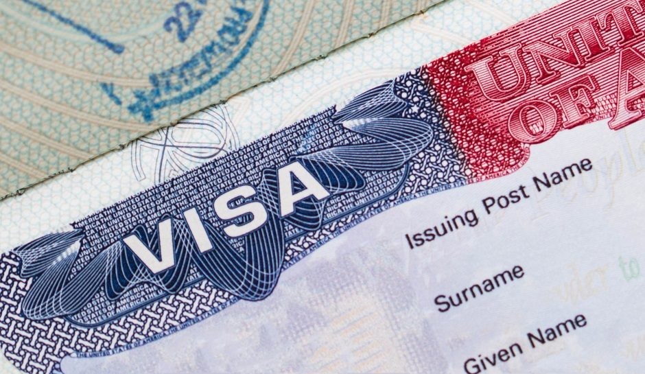 Sinh viên Trung Quốc cùng một số quốc gia được miễn lệnh cấm nhập cảnh Mỹ. (Nguồn: travel Buzz)