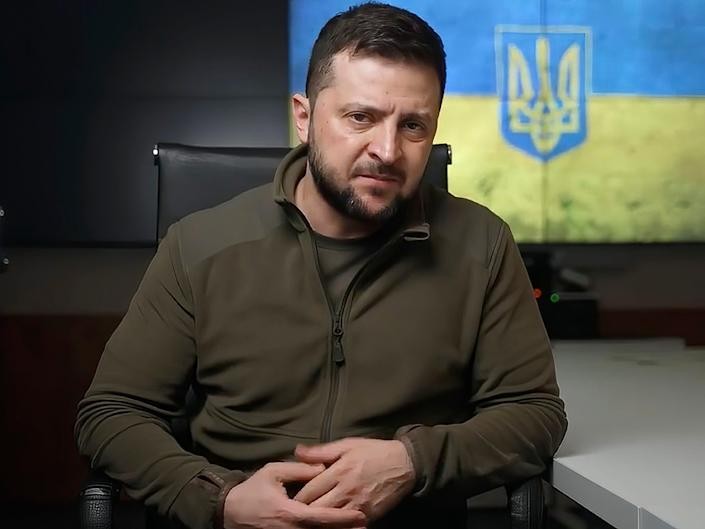 Tổng thống Ukraine lập lờ tin về Nga, Kiev xác minh, Anh cảnh cáo hậu quả. (Nguồn: AP)