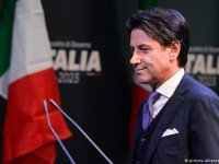 luat su giuseppe conte quay tro lai cuong vi thu tuong lam thoi italy