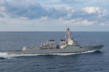 Mỹ điều hai tàu Hải quân qua Eo biển Đài Loan