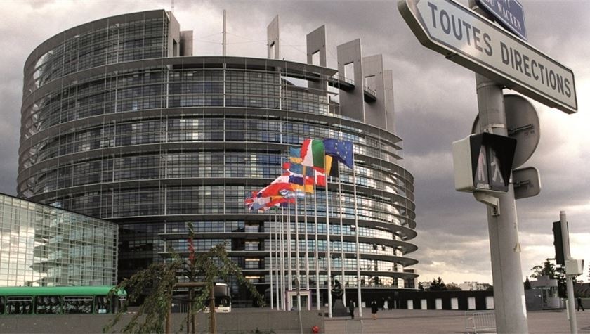 'Sau hơn một năm mù mịt, ánh sáng đã chiếu tới Nghị viện châu Âu'. (Nguồn: The Parliament Magazine)