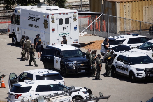 Cập nhật vụ xả súng khiến loạt người tử vong ở Mỹ: Hé lộ danh tính hung thủ, Nhà Trắng nói gì? (Nguồn: Bay Area News Group)