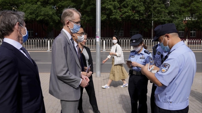 Trung Quốc xét xử công dân Australia về tội gián điệp, Đại sứ của Canberra bị cấm dự tòa
