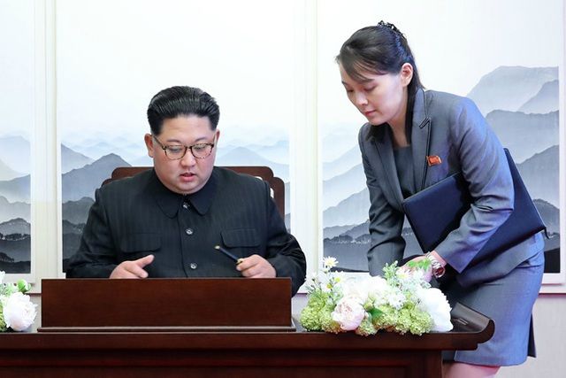 Điều gì khiến em gái quyền lực của nhà lãnh đạo Triều Tiên nổi giận đe dọa Hàn Quốc?