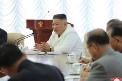 Triều Tiên 'phớt lờ' cuộc điện đàm từ Hàn Quốc, ông Kim Jong-un bất ngờ họp Bộ Chính trị