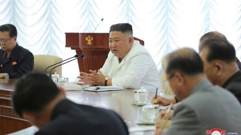 Triều Tiên 'phớt lờ' cuộc điện đàm từ Hàn Quốc, ông Kim Jong-un bất ngờ họp Bộ Chính trị