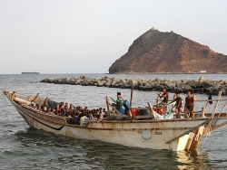 Tai nạn lật tàu thảm khốc ngoài khơi Yemen, 25 người di cư tử vong, hàng trăm người còn lại mất tích