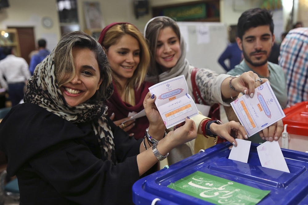 Bầu cử Iran: Cử tri bắt đầu đi bỏ phiếu, ai là ứng viên sáng giá? (Nguồn: AP)