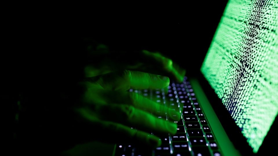 Hơn 4.000 tài khoản mạng xã hội bị tấn công, Ba Lan gọi tên Nga