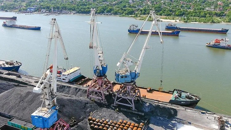 Nga ra tuyên bố về tình trạng cảng Mariupol, chuyên gia Mỹ ám chỉ Tổng thống Ukraine không còn như trước?. (Nguồn: TASS)