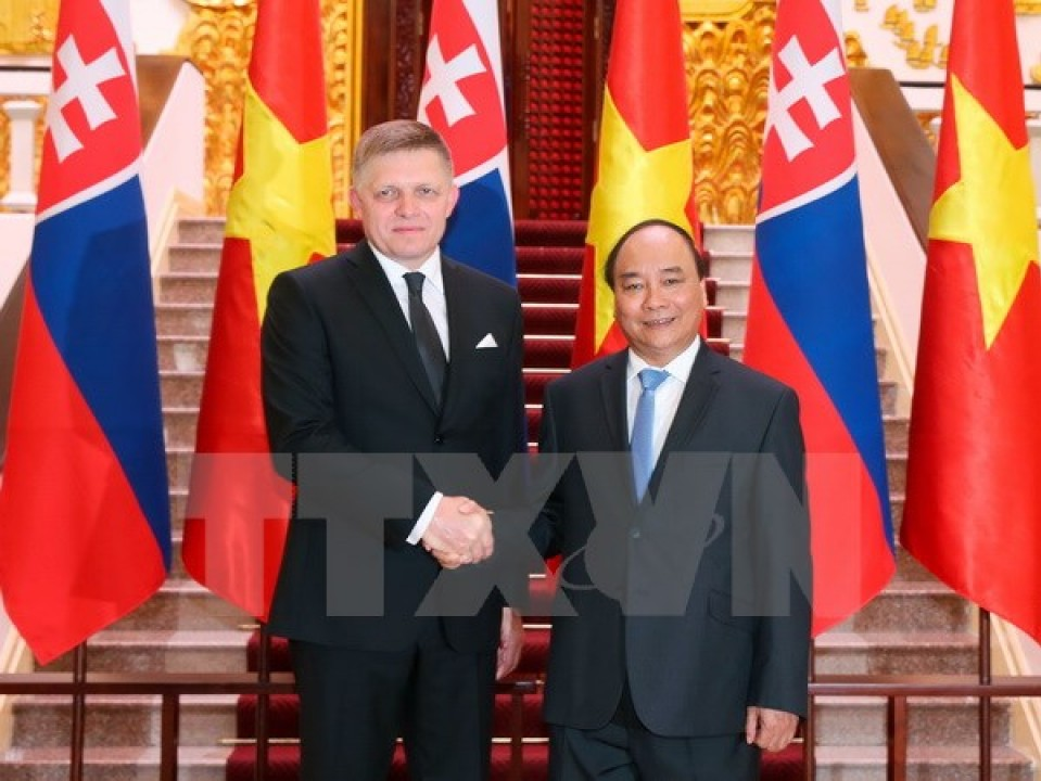 Thủ tướng Slovakia kết thúc tốt đẹp chuyến thăm chính thức Việt Nam