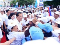 bau cu campuchia dang cpp cong bo cuong linh tranh cu