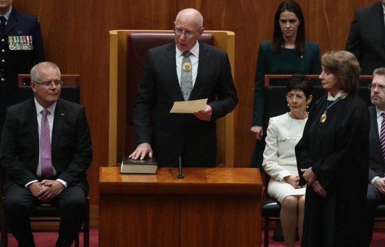 Toàn quyền thứ 27 của Australia tuyên thệ nhậm chức